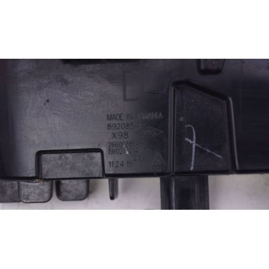 Halogen przedni prawy Renault Clio IV