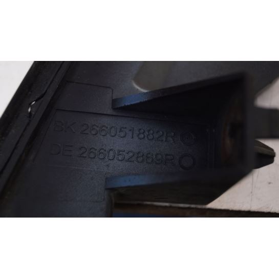 Lampa przednia lewa Megane III LIFT