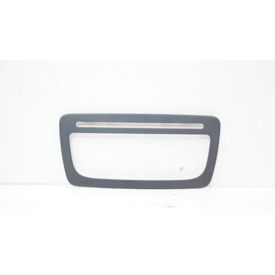 Ramka radia Seat IBIZA IV 6J 6J0858063C