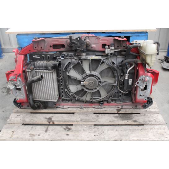 Pas przedni kompletny Toyota YARIS II