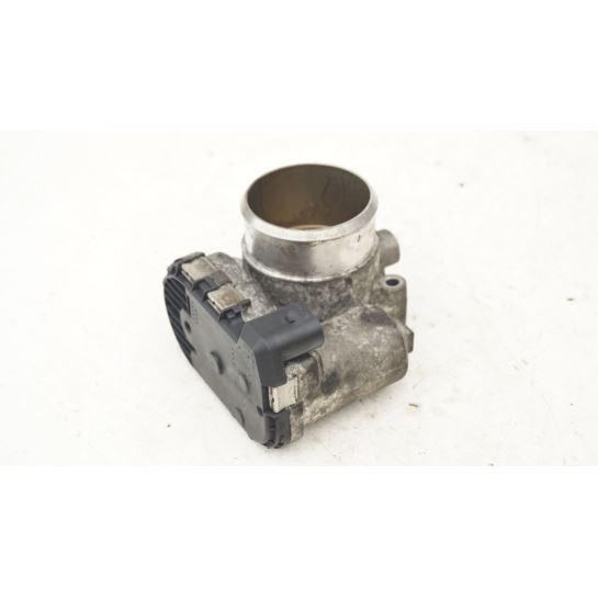 Przepustnica powietrza Audi VW 1.8 T 06B133062M