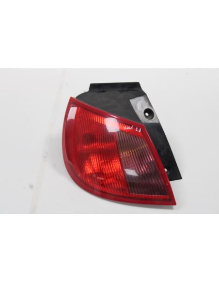 Lampa lewa tylna MR957365 Mitsubishi Colt