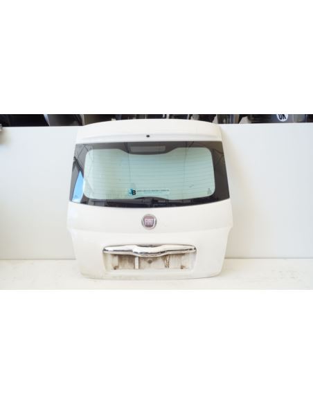 Klapa bagażnika kompletna szyba Fiat 500