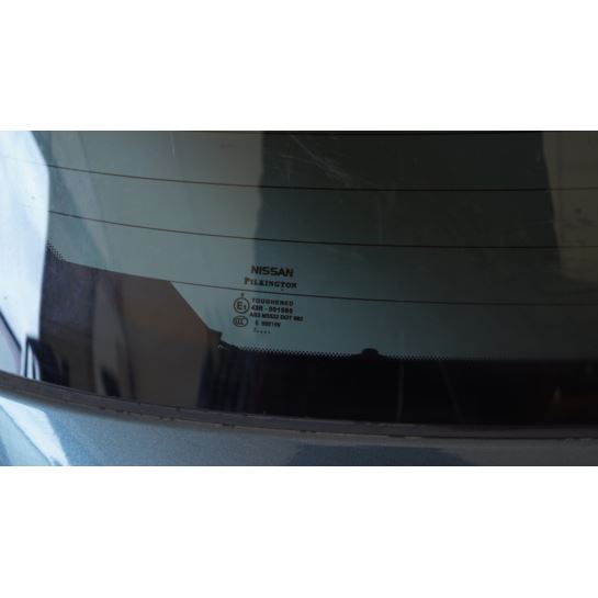 Klapa bagażnika kompletna Nissan JUKE F15