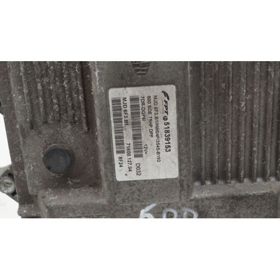 Komputer sterownik ECU Fiat 500 1.3 JTD 51839153