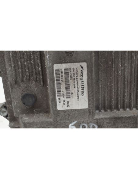 Komputer sterownik ECU Fiat 500 1.3 JTD 51839153