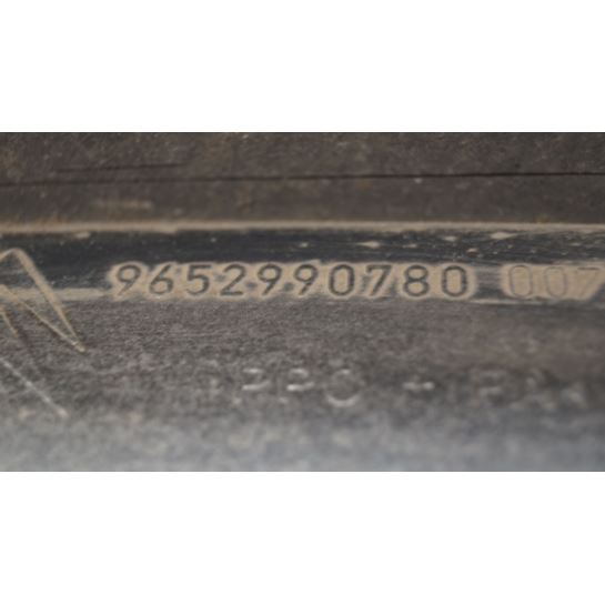 Błotnik prawy przód Citroen C4 PICASSO 9652990780