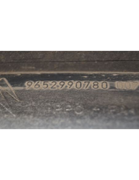 Błotnik prawy przód Citroen C4 PICASSO 9652990780