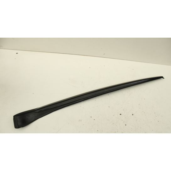 Listwa szyby czołowej prawa Peugeot 508 9686615480