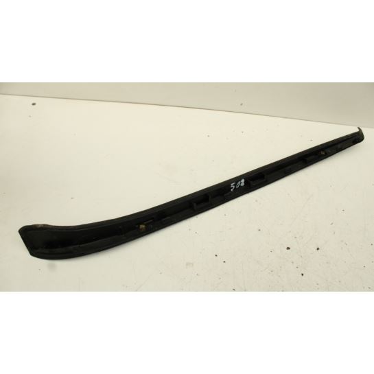 Listwa szyby czołowej prawa Peugeot 508 9686615480