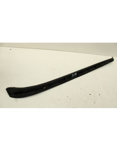 Listwa szyby czołowej prawa Peugeot 508 9686615480