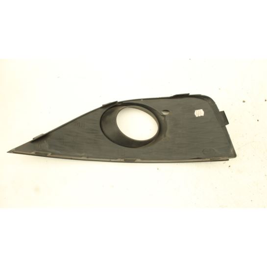 Kratka zderzaka prawa Seat IBIZA IV 6J0853666A