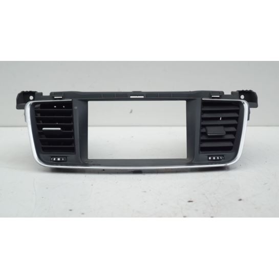 Ramka kratki nawiewu Peugeot 508 10-18 9686446277