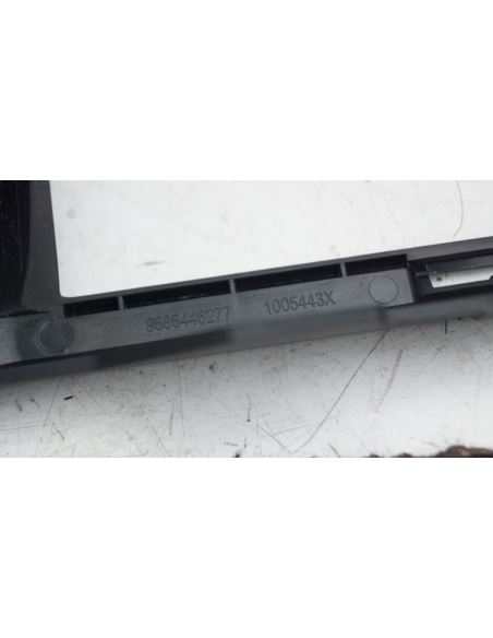 Ramka kratki nawiewu Peugeot 508 10-18 9686446277