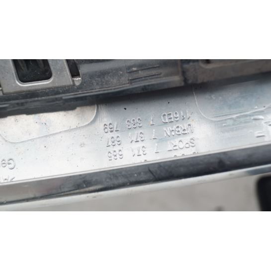 Nerka kratka atrapa chłodnicy lewa BMW F20 F21