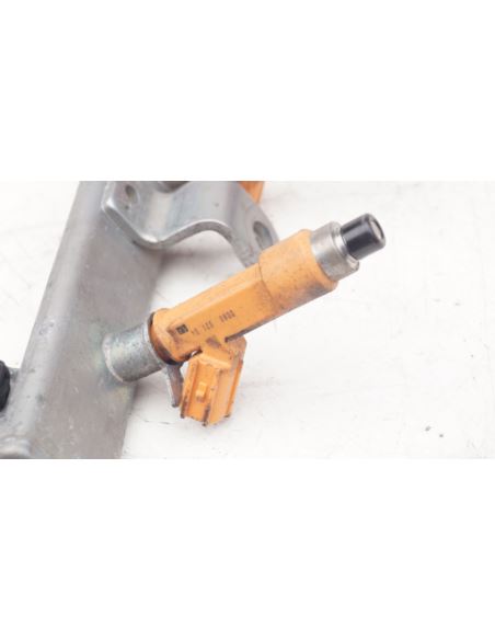 Listwa wtryskowa wtryski Suzuki 1.2 B 008032104