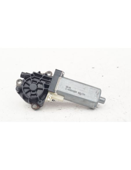 Silniczek regulacji fotela prawy Mercedes CL204
