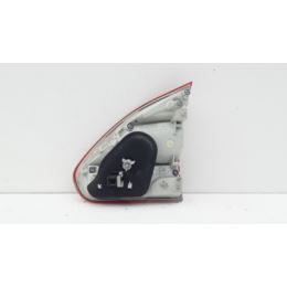 Lampa tylna lewa w klapę Peugeot 2008 9678074480 2