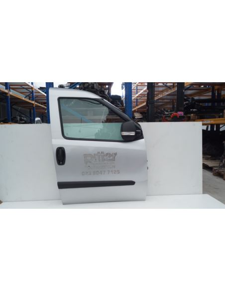 Drzwi przednie prawe kompletne Fiat DOBLO II