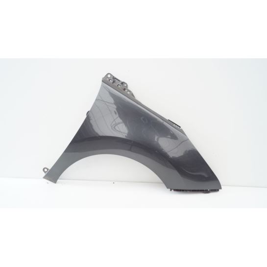 Błotni prawy przód Peugeot 5008 9685904780