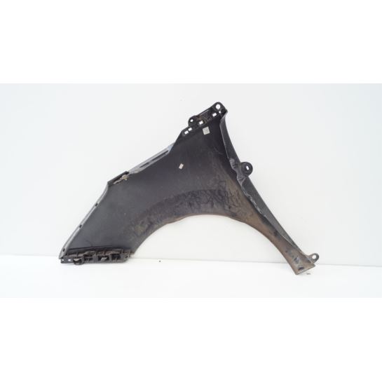 Błotni prawy przód Peugeot 5008 9685904780
