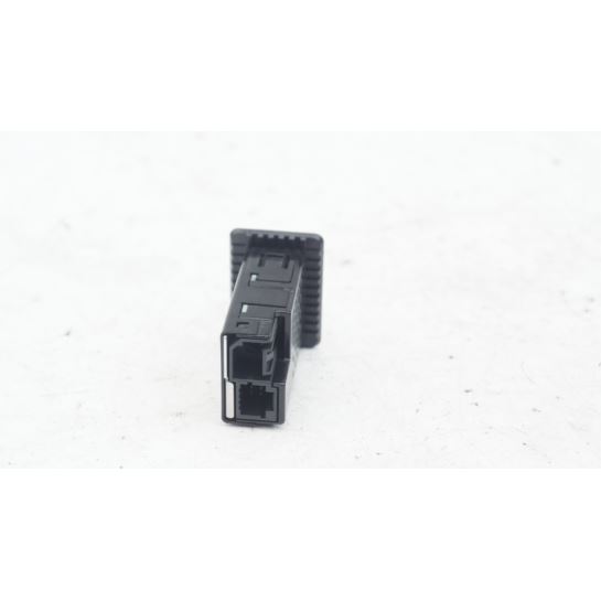 Gniazdo port USB AUX Nissan MICRA K14 284H35FA0C