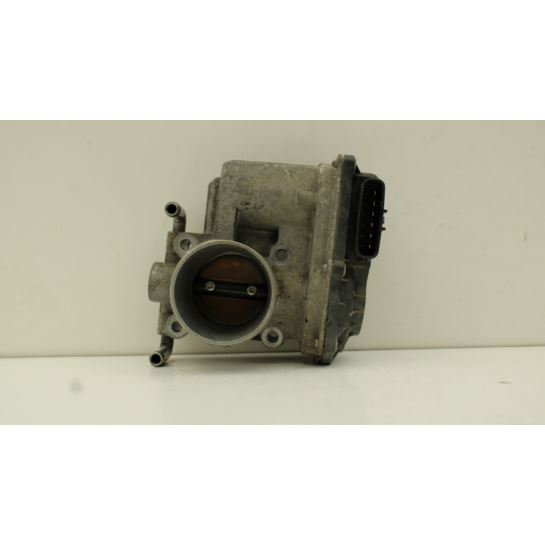 Przepustnica Opel AGILA Suzuki SWIFT 69L0 1660