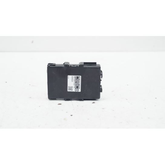 Moduł sterujący Toyota AVENSIS T27 89690-05040