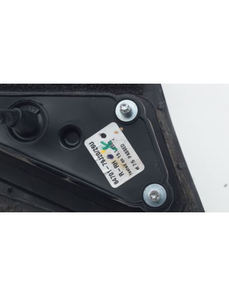 Lusterko elektryczne prawe Suzuki SX4 lakier 26U