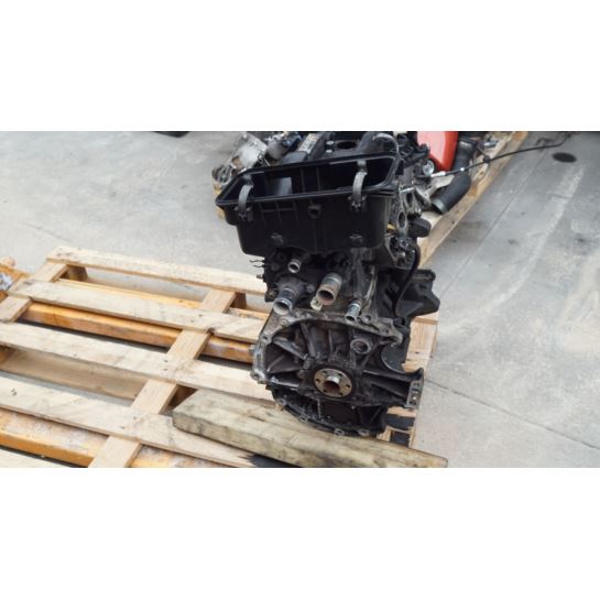 Silnik bez osprzętu słupek 1.0 12V Toyota YARIS