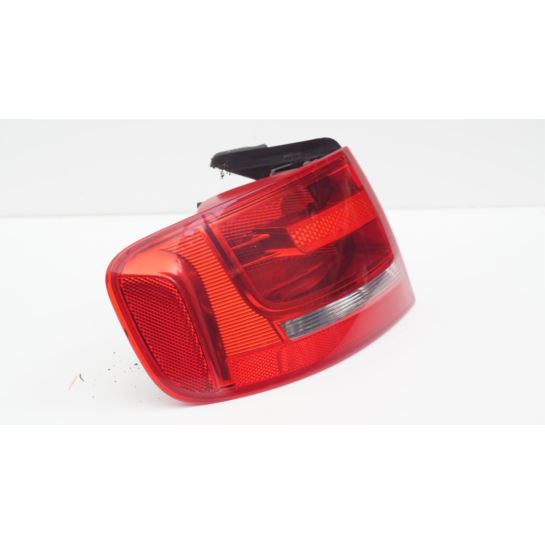 Lampa lewa tylna Audi A4 B8 8K5945095D