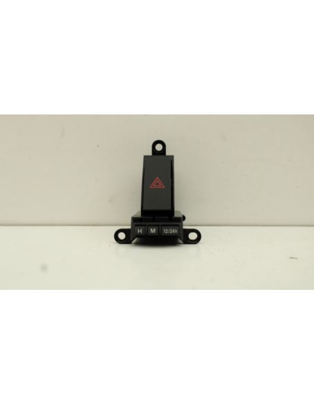 Przełącznik światła awaryjnego Mazda 3 BBP3664H0