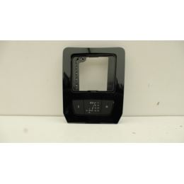 Panel ramka lewarka automat Peugeot 508 9687660380
