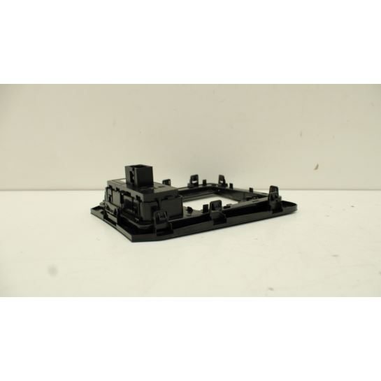 Panel ramka lewarka automat Peugeot 508 9687660380
