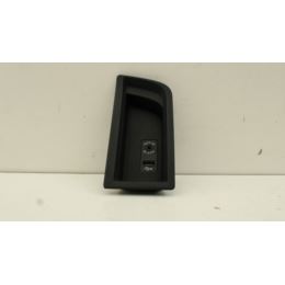 Panel z gniazdami AUX USB BMW F20 F30 F80