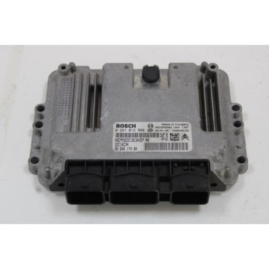 Komputer sterownik ECU 0261S04009 Peugeot Citroen