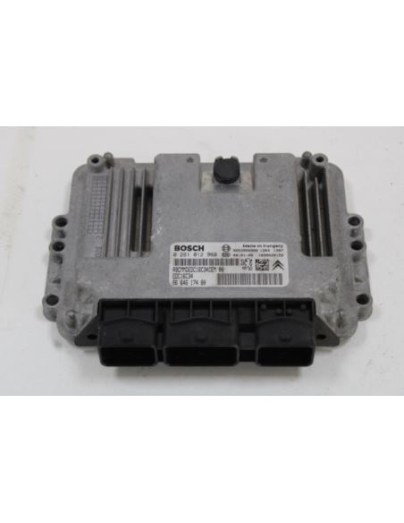 Komputer sterownik ECU 0261S04009 Peugeot Citroen