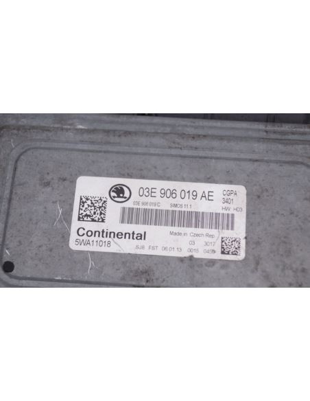 Komputer sterownik ECU Skoda 03E906019AE