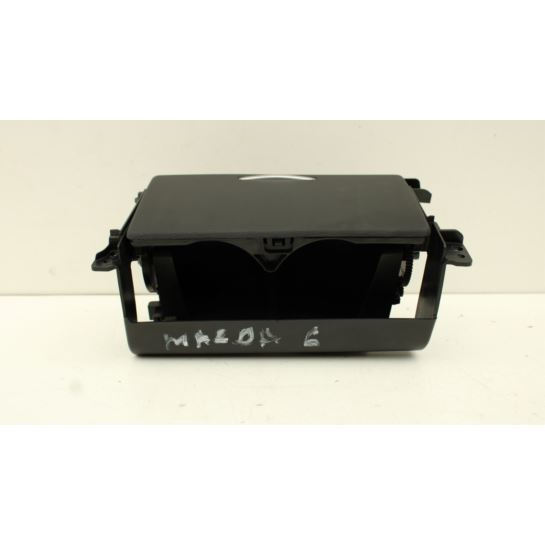 Uchwyt na kubek Mazda 6 GJ GJE855241