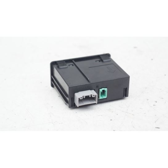 Moduł gniazdo USB Mazda CX-3 CX-5 D09H-669U0