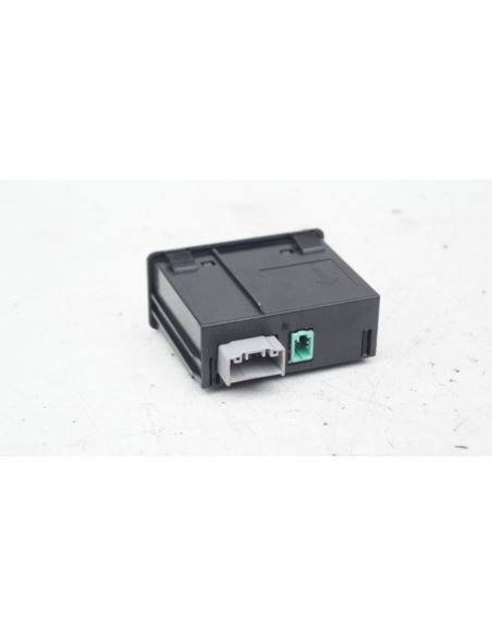 Moduł gniazdo USB Mazda CX-3 CX-5 D09H-669U0