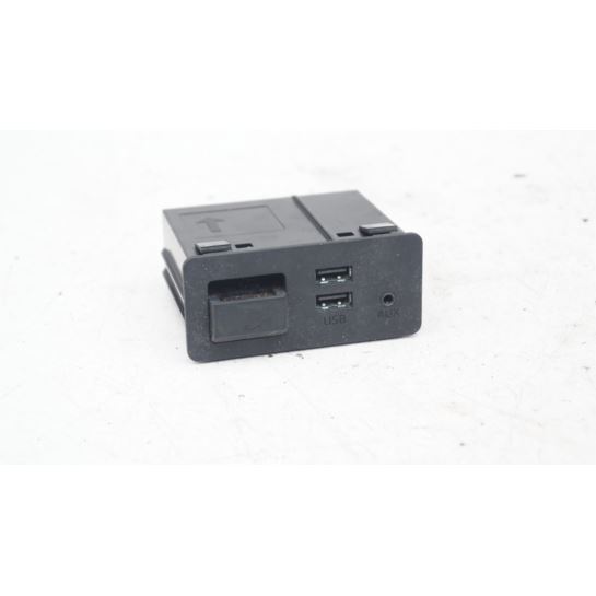 Moduł gniazdo USB Mazda CX-3 CX-5 D09H-669U0