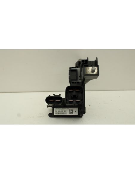 Rozdzielacz prądu BMW F20 F21 F30 680670101