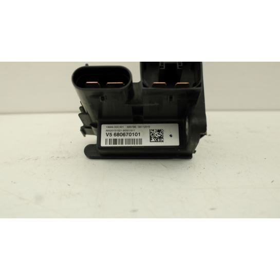 Rozdzielacz prądu BMW F20 F21 F30 680670101
