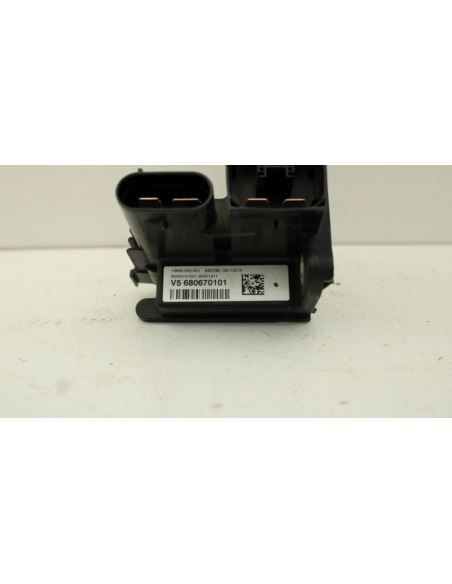 Rozdzielacz prądu BMW F20 F21 F30 680670101