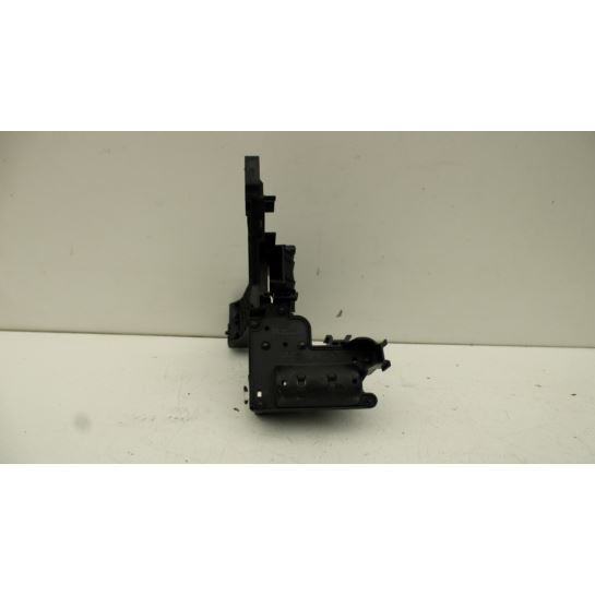 Rozdzielacz prądu BMW F20 F21 F30 680670101