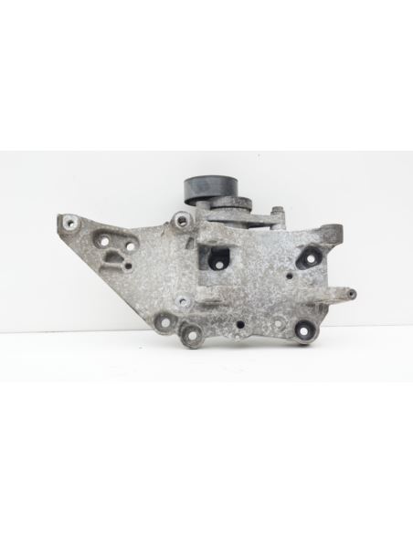 Łapa wspornika alternatora Citroen 9685727780