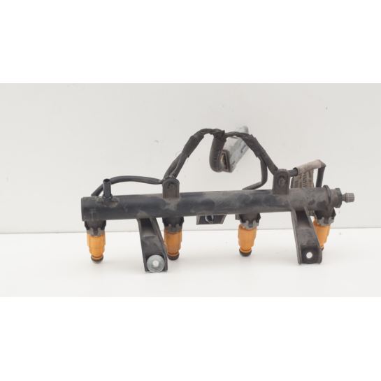Listwa wtryskowa Citroen Peugeot 1.4 8V