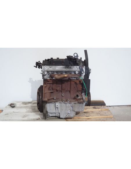 Silnik bez osprzętu K9K400 Nissan NOTE E11 1.5 DCI