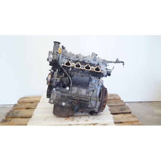 Silnik bez osprzętu Mazda 3 BK BL 1.6 16V Z6